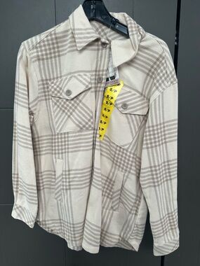 Women's Plaid Shirt Jacket in Cream and Taupe